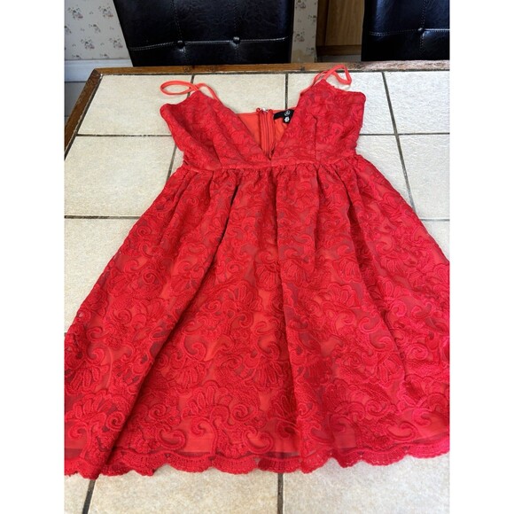 Missguided NEW Red Women's Size 2 Lace Plunge Split-Neck Skater Dress - Picture 7 of 11